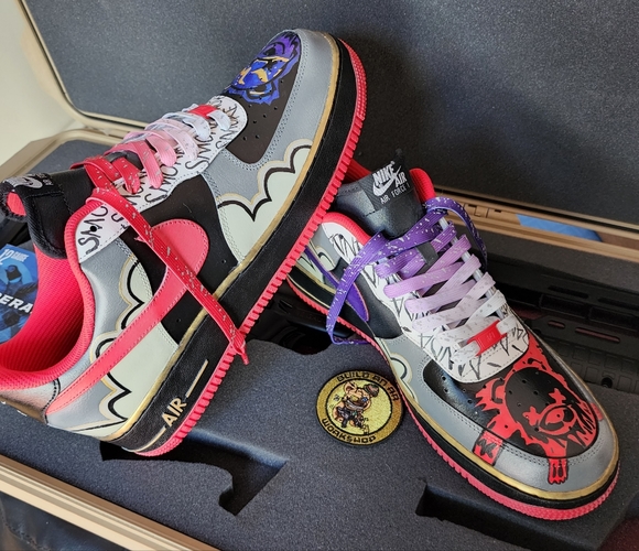 Custom kicks - Picture 2 of 9